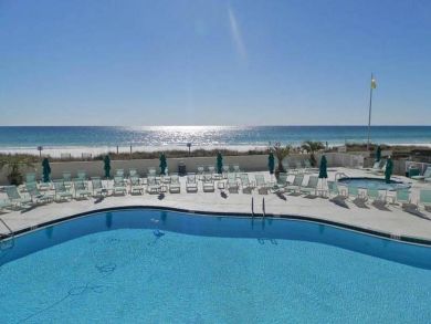 Community pool